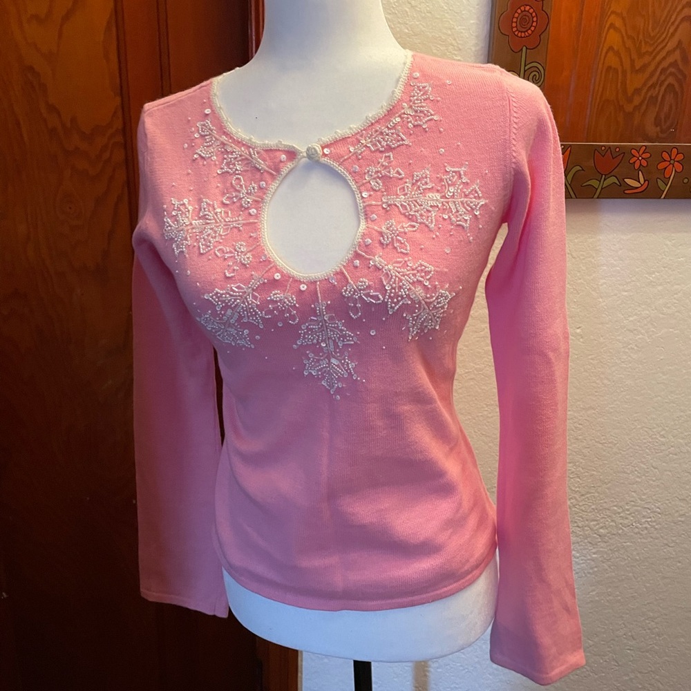 🛍️⭐️ Smitten 🥰 snowflake sweater ❄️